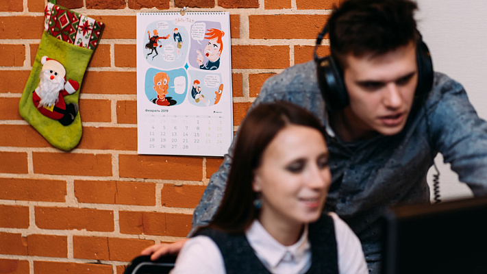 Кино-офисный календарь Ривелти